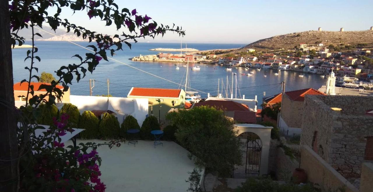 Marina Castellana Studios II Chalki Town Exterior foto